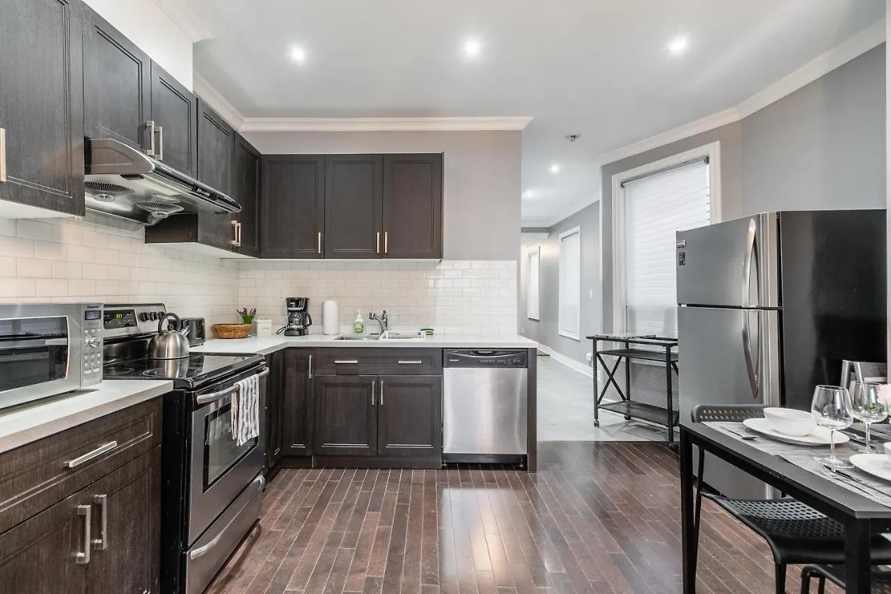 Modern 3Br Apt In The Heart Of Trinity Bellwoods Apartment Toronto