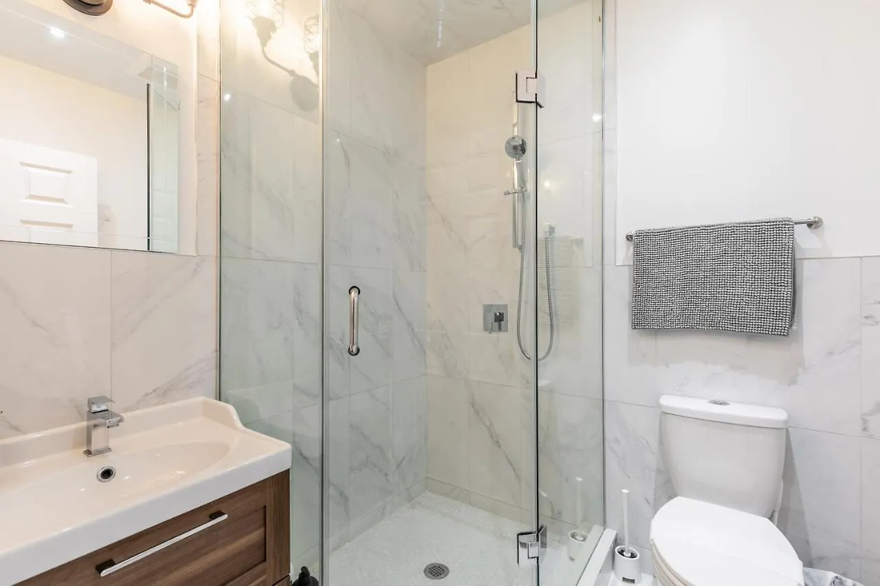 Modern 3Br Apt In The Heart Of Trinity Bellwoods Apartment Toronto